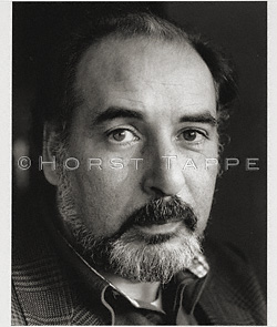 Ben Jelloun, Tahar · Strasbourg, France, octobre 1987 · BENT-001-01 © 1988 Fondation Horst Tappe