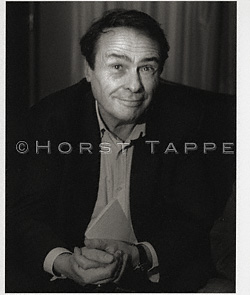 Bourdieu, Pierre · BOU-001-01 © 1998 Fondation Horst Tappe