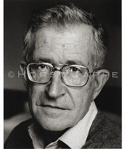 Chomsky, Noam · Zürich, Suisse, mai 1992 · CHO-008-01 © 1992 Fondation Horst Tappe