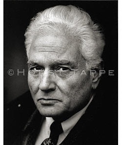 Derrida, Jacques · Strasbourg, France, novembre 1992 · DER-002 © 2009 Fondation Horst Tappe