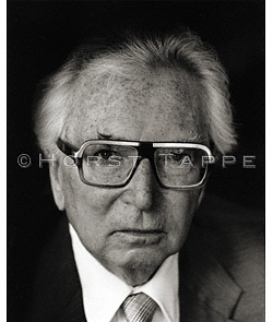 Frankl, Viktor E. · Vienne, Autriche, mai 1983 · FRAV-001 © 2009 Fondation Horst Tappe