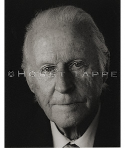 Heyerdahl, Thor · St-Malo, France, mai 1995 · HEY-001 © 2009 Fondation Horst Tappe