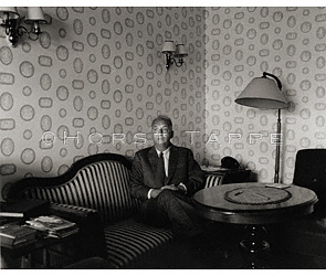 Nabokov, Vladimir · Montreux, Suisse, 1964 · NAB-005 © 2009 Fondation Horst Tappe