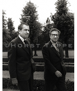 Nixon, Richard · Salzburg, Autriche, mai 1972 · NIX-001 © 2009 Fondation Horst Tappe