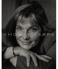 Tiné, Caroline · Cognac, France, novembre 1993 · TIN-001 © 2009 Fondation Horst Tappe
